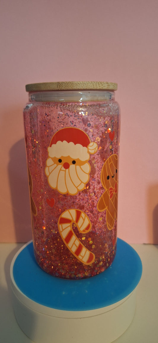 16 oz Christmas snow globe